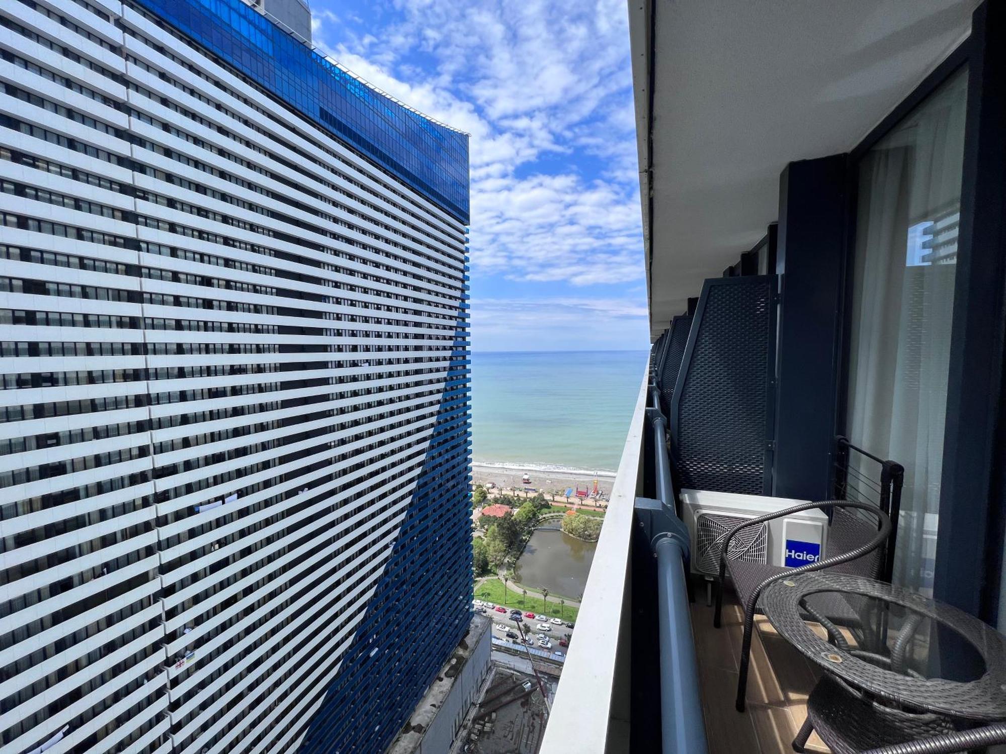 Amazing View Apartments Batumi Ngoại thất bức ảnh